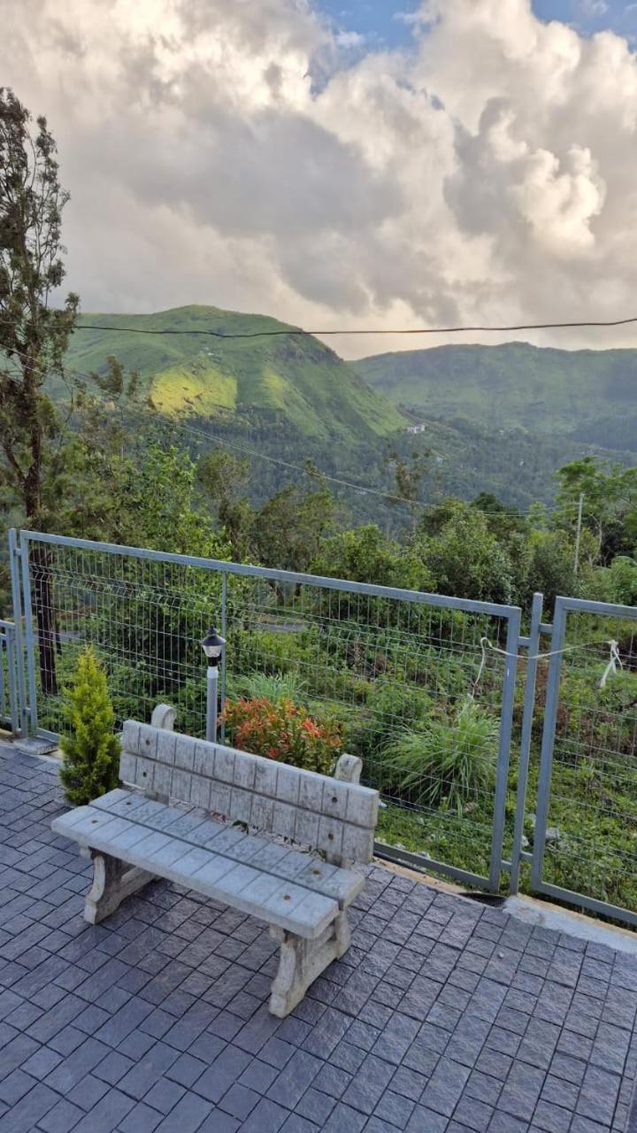 M R Holiday Home Vagamon Exterior foto